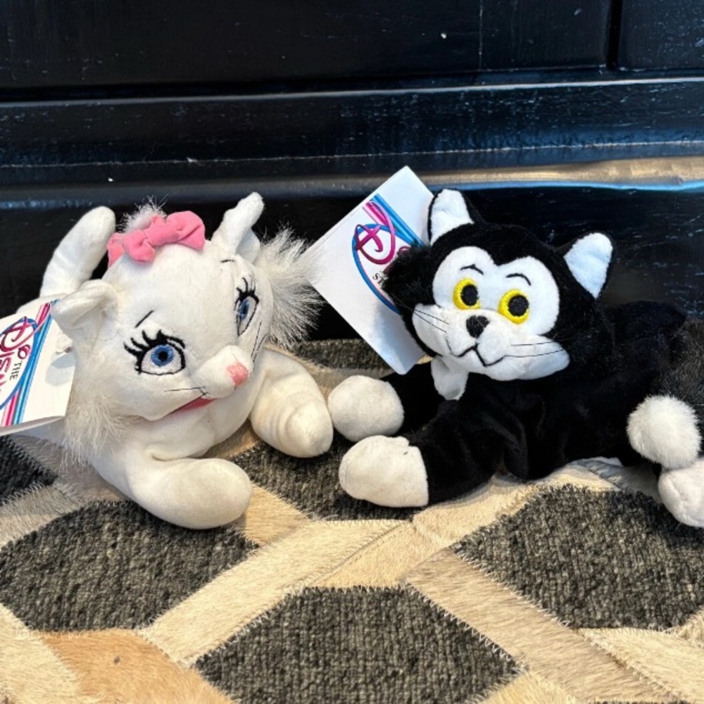 Vintage Walt Disney Plush Bean Bag NWT Pinocchio Figaro and Aristocats Marie